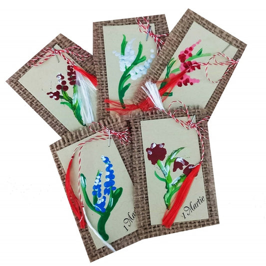 Mărțișoare Handmade Unicat, Pictate Manual pe Suport Rustic de Iută, Modele Florale Diverse
