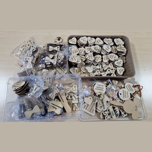 Cocarde și ecusoane personalizate lemn - MCF România