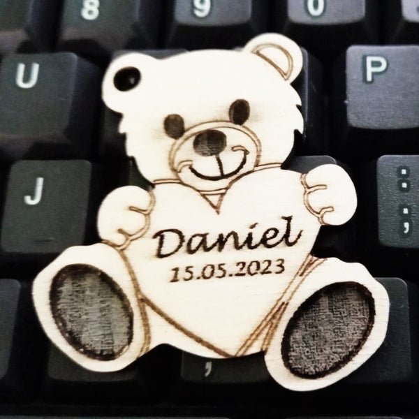 Cocarde și ecusoane personalizate lemn - MCF România