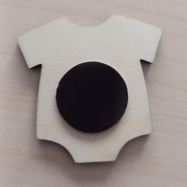 Cocarde și ecusoane personalizate lemn - MCF România