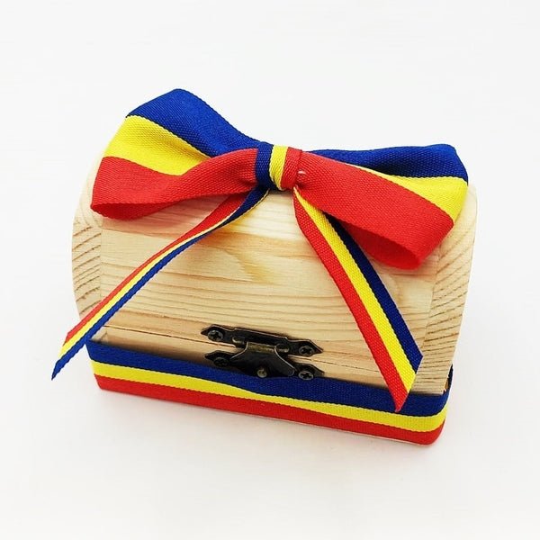 Cufăr din lemn pentru prima șuviță – disponibil în mai multe culori 10x5x5 cm - MCF România