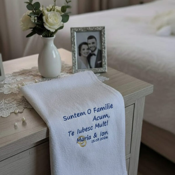Prosop personalizat nunt? – brodat cu mesaj „De azi nu mai sunt fecior...” – cadou mire / nunt? - MCF România