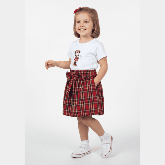 Fetiță cu set tricou Minnie Mouse și fustă roșie în carouri