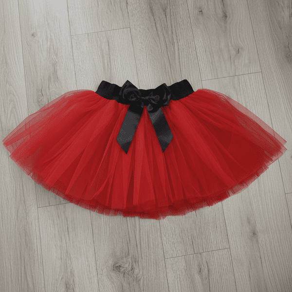Fustă tutu roșie cu elastic negru