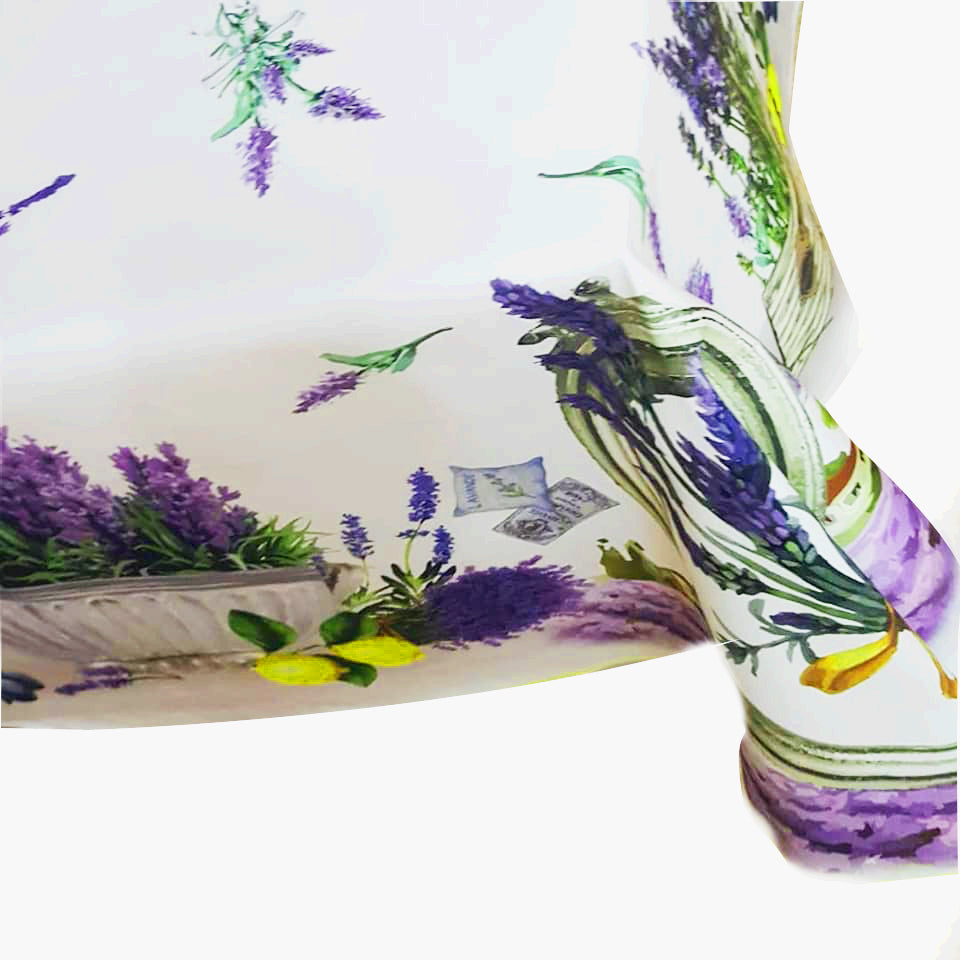 Față de masă „Flori de Lavandă” pentru 6 persoane – MCF, material textil de calitate, design floral elegant